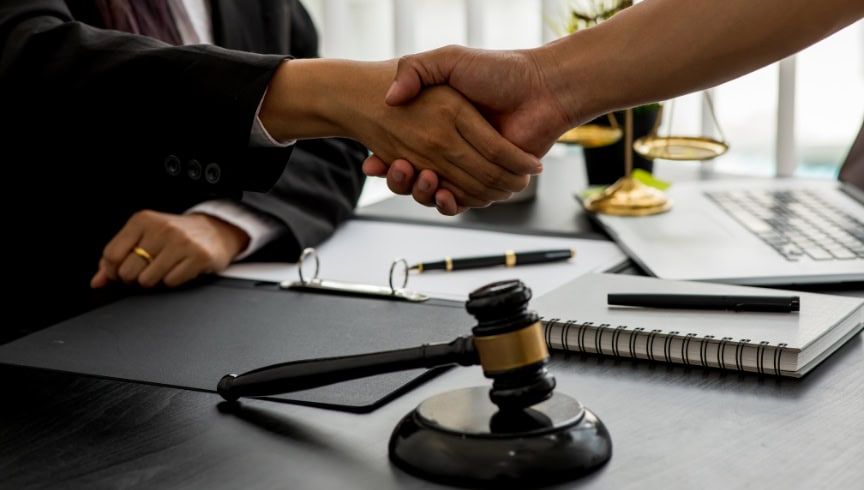 5 claves para contratar un abogado especializado en Alicante