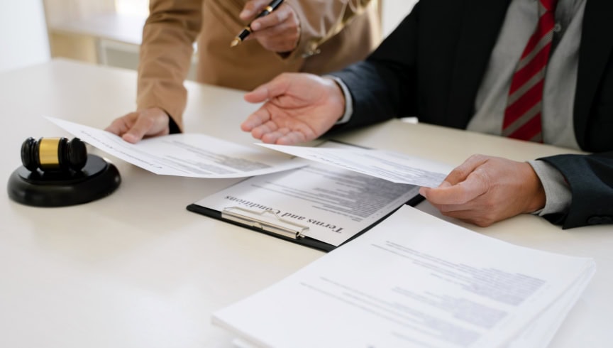 ¿Qué tipos de abogados civiles existen y cuándo necesitas uno?